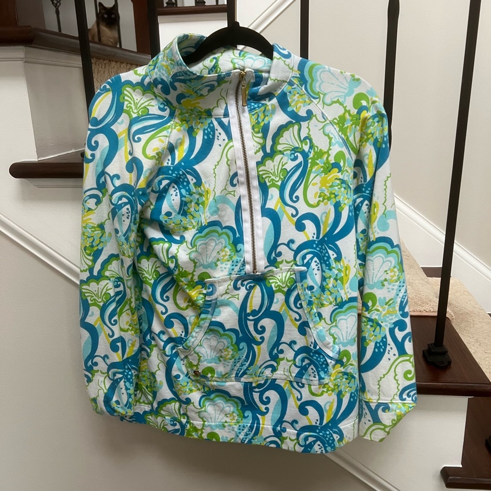 Lilly Pulitzer blue green popover